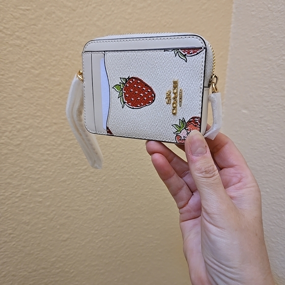 Coach Zip Card Case With Strawberry Print